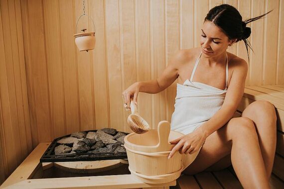 Liebenstein® Sauna-Eimer mit Kelle: Saunieren auf hohem Niveau