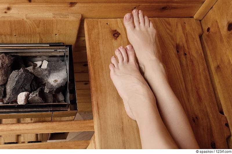 Sauna relieve joint pain in the sauna