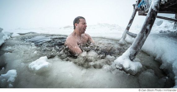 Sauna Ice bathing in winter - Is it really healthy?