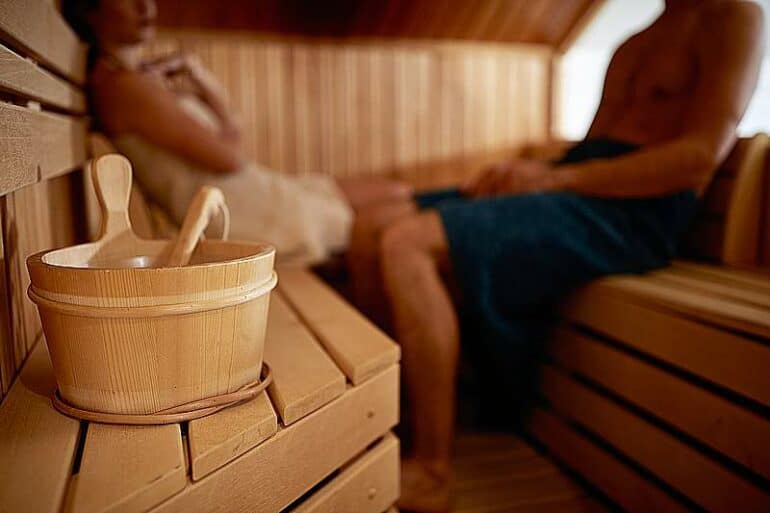 Benefits of regular sauna visits for health and well-being