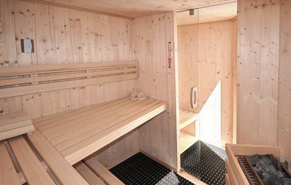 Sauna immer aus Holz - Saunabau Döbele