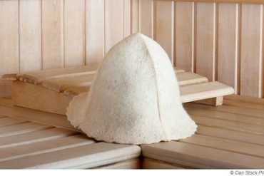 Why wear a sauna felt hat in the sauna?